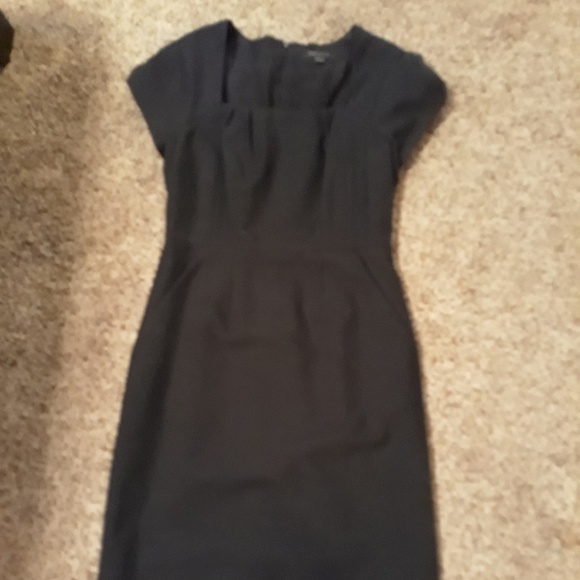 Dress - Picture 4 of 4